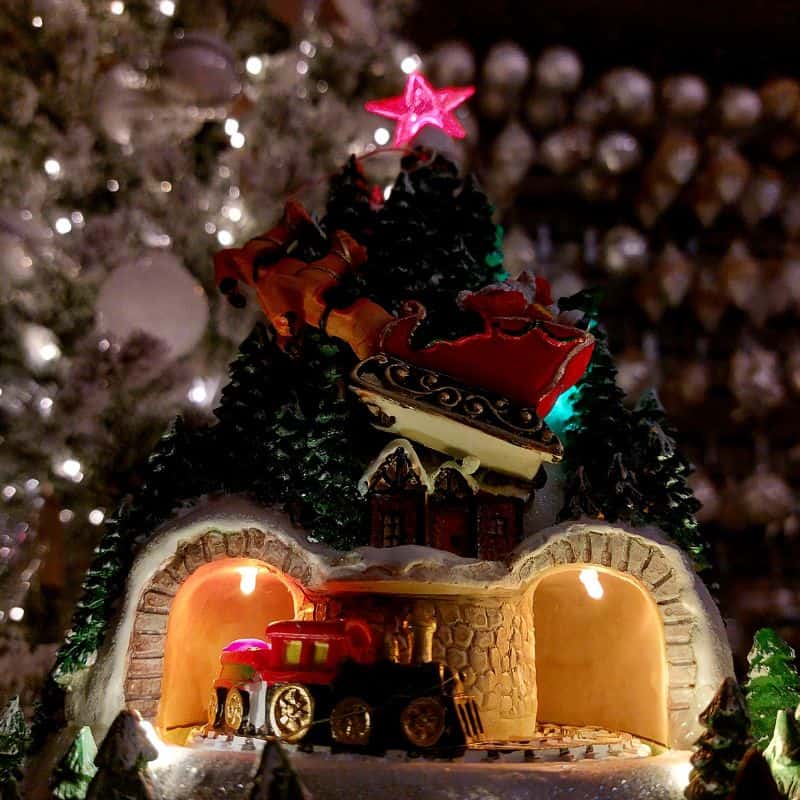 LED Village Scene - Santa | Christmas | Christmas Decorative Accessories | The Elms